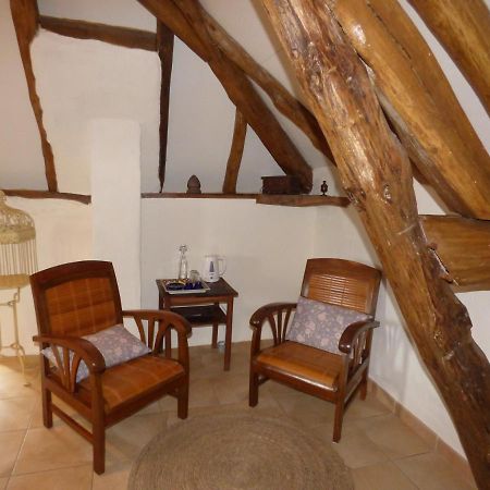 Britavit Bed & Breakfast Saint-Avit-Sénieur Екстериор снимка