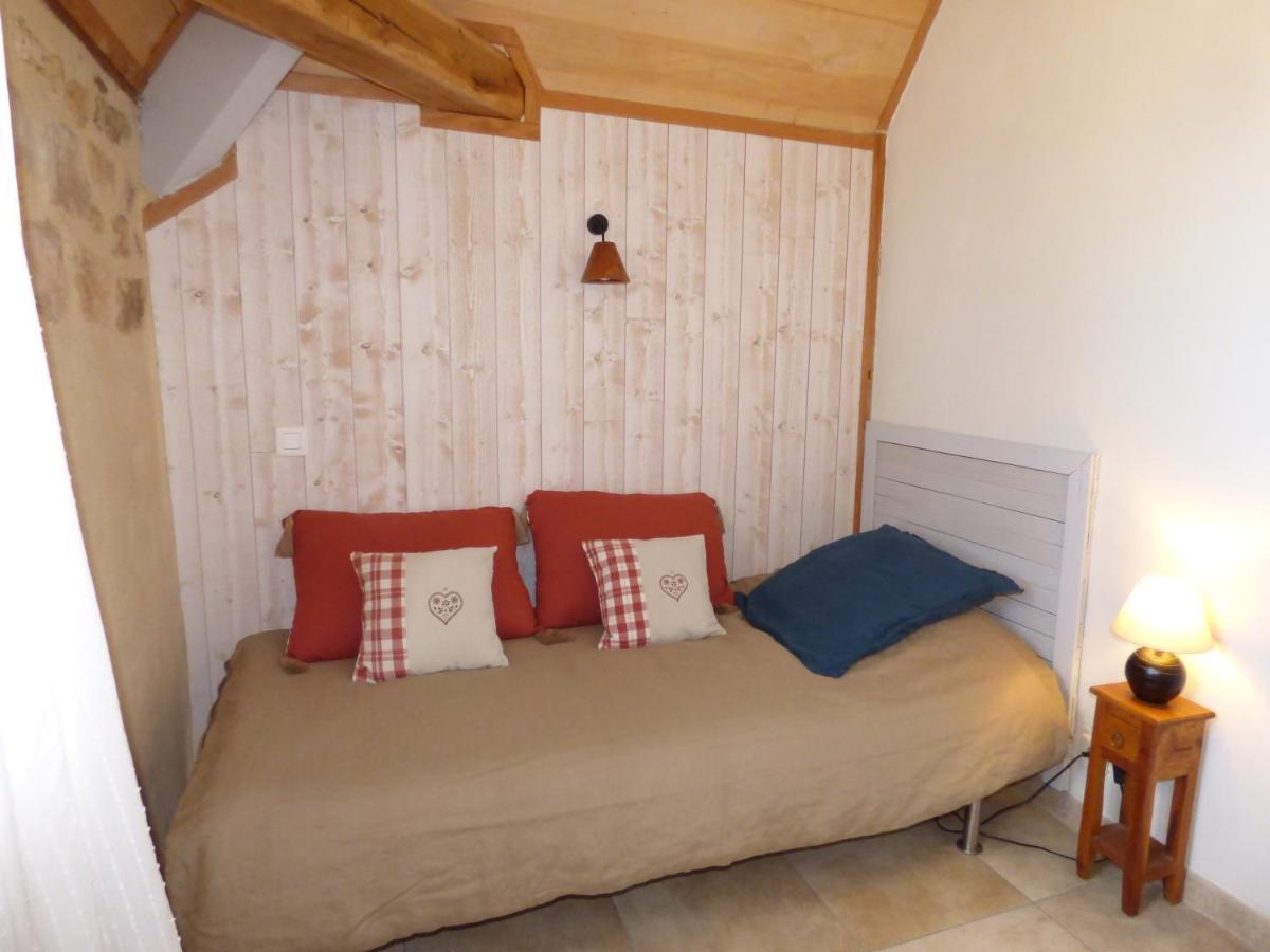Britavit Bed & Breakfast Saint-Avit-Sénieur Екстериор снимка